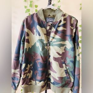 LEVI STRAUSS & CO light bomber jacket in camo